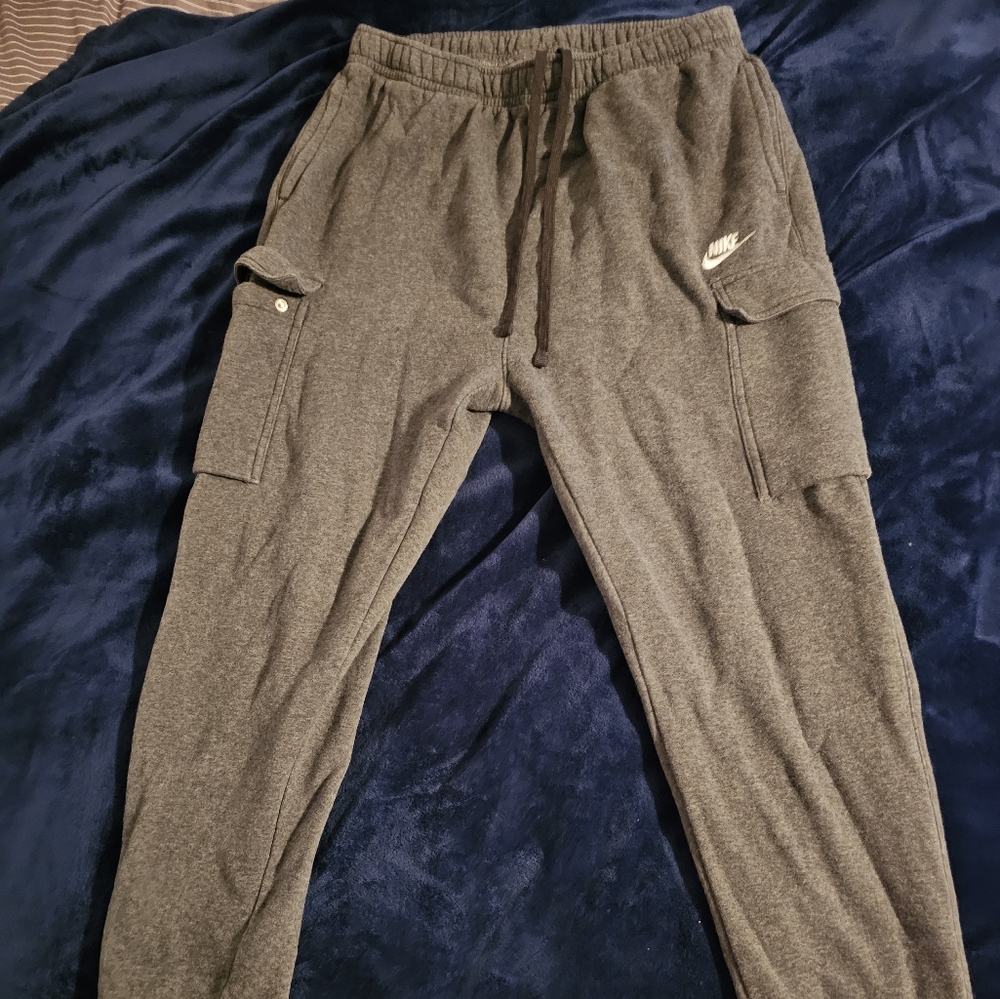 Gray nike mens sweatpants